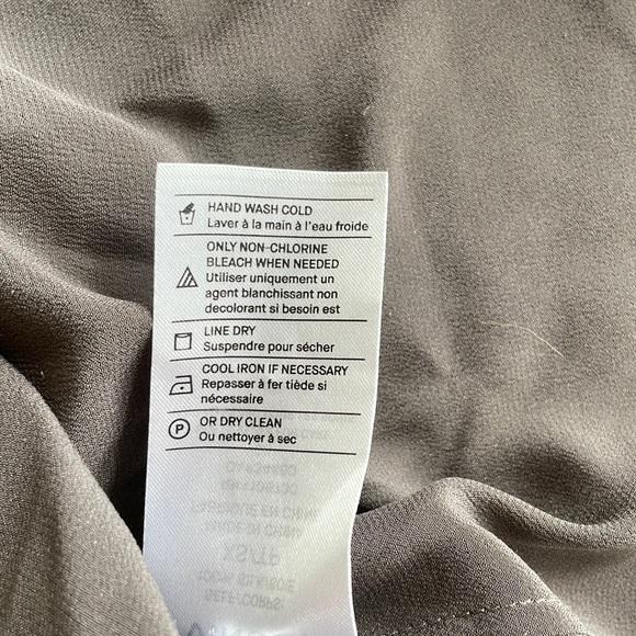 Vince pure silk blouse - Picture 9 of 9